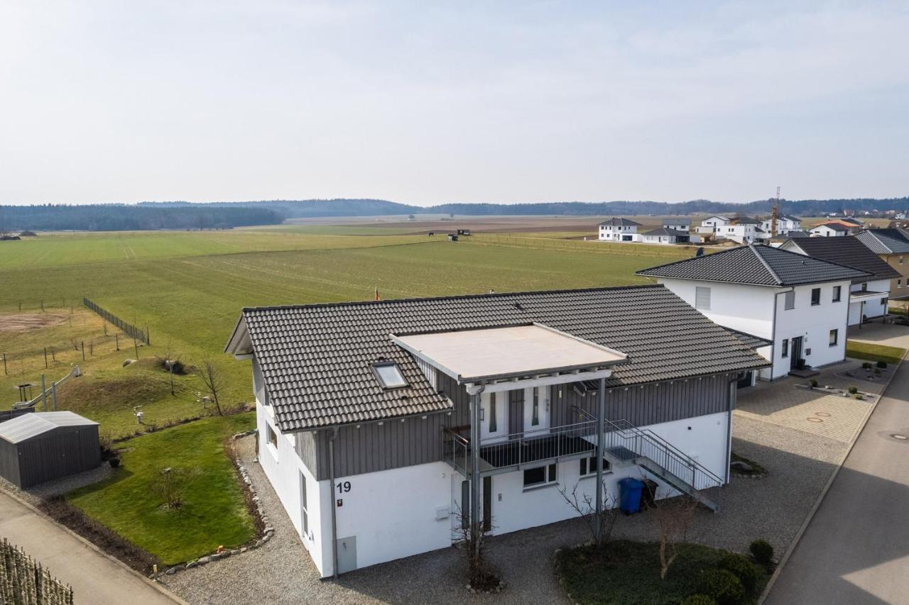 Ruhige Ferienwohnung Mit Panoramablick Ingoldingen エクステリア 写真