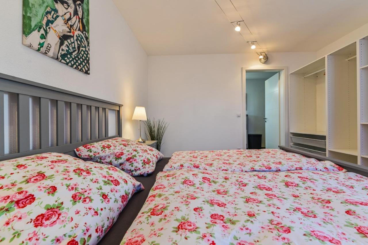 Ruhige Ferienwohnung Mit Panoramablick Ingoldingen エクステリア 写真
