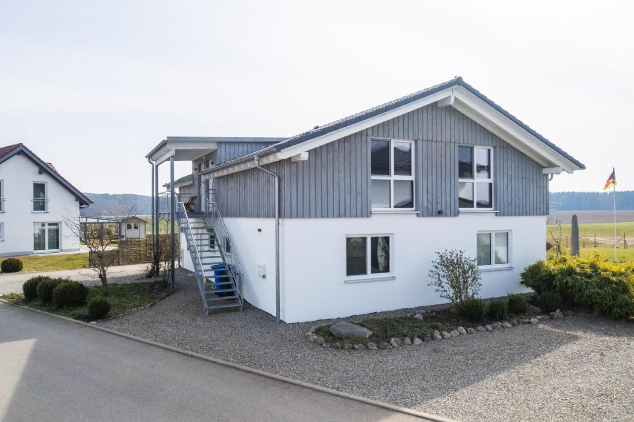 Ruhige Ferienwohnung Mit Panoramablick Ingoldingen エクステリア 写真